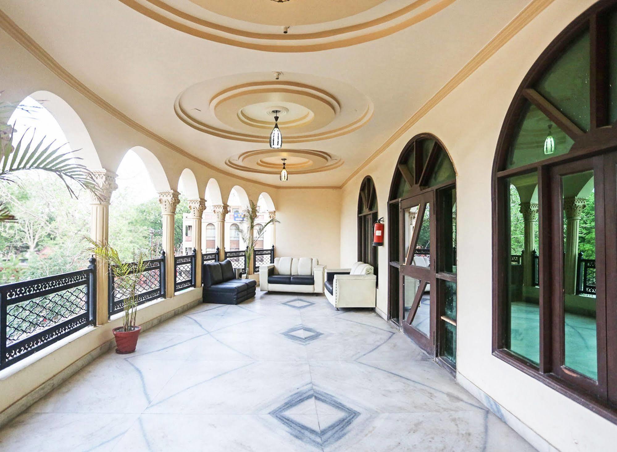 ออปติมัม ทาราพาเลซ แอท ทัช Hotel อัครา ภายนอก รูปภาพ